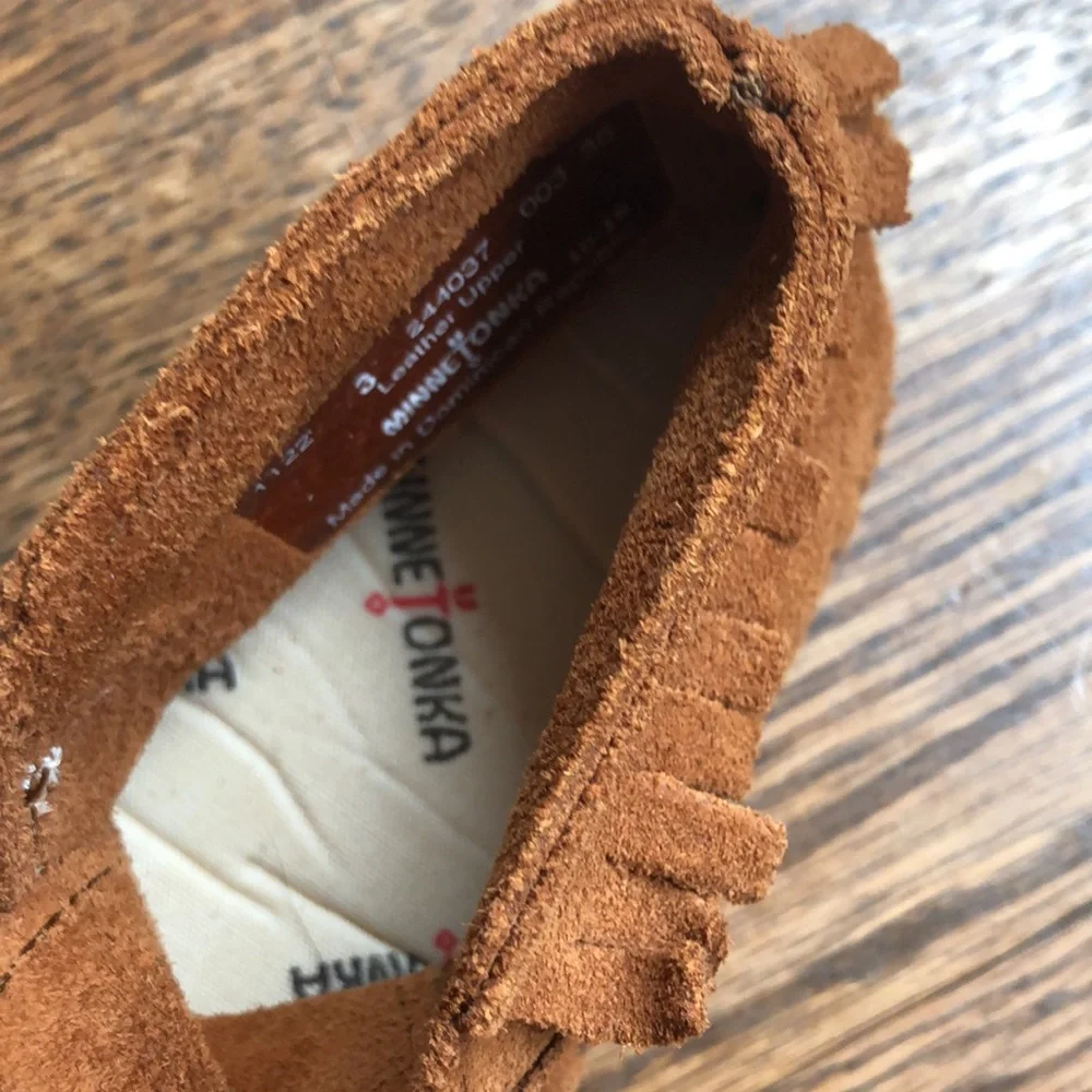 Minnetonka Baby Suede Velcro Moccasin Booties, Size 3